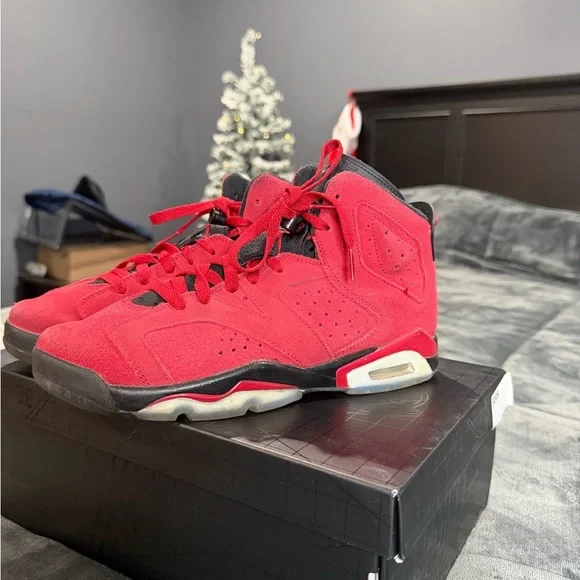 Nike Kids Red and Black Sneakers - Picture 1 of 5